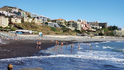 A partir de hoje a Praia Formosa deixa de ser vigiada.