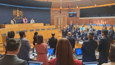 Minuto de silêncio em memória de Martins Júnior
