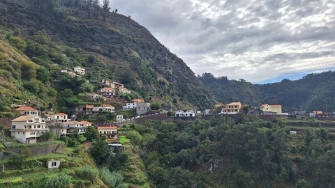 Espigão, Ribeira Brava