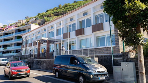 O edifício&nbsp;do antigo centro de saúde, vago há seis anos, foi hoje inaugurado, após obras de renovação. FOTO MIGUEL MONIZ/PGR