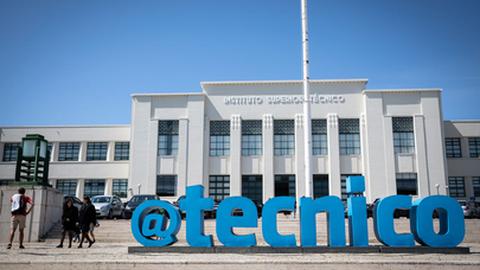 Alunos da Francisco Franco conseguiram entrar no segundo e terceiro cursos com notas mais altas do país.