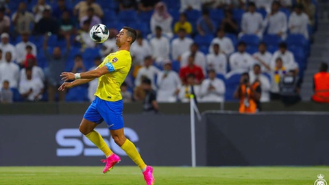 O Al-Nassr vai à final da Champions árabe e Ronaldo marcou o golo que valeu  a qualificação