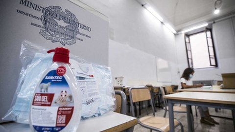 Hoje e segunda-feira os italianos vão pela primeira vez às urnas desde o início da pandemia.