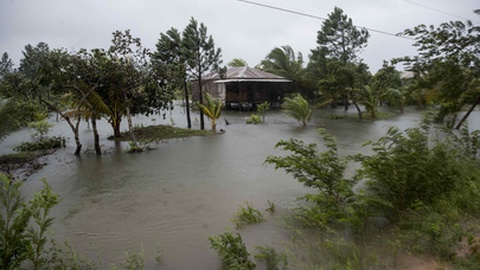 No início do mês o furacão ETA já tinha assolado o país