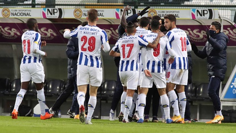 Os 'dragões' preparam o 'Clássico', após terem garantido o apuramento para os quartos de final da Taça de Portugal frente ao Nacional.