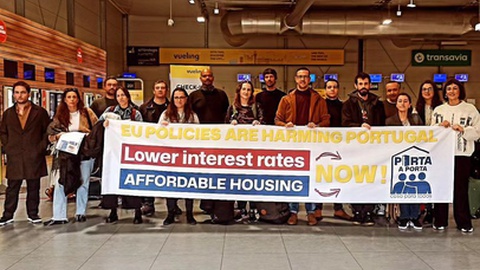 A delegação que está hoje em Bruxelas para acampar em frente ao Parlamento Europeu.