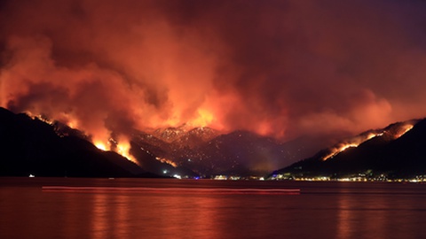 Turquia Combate Incendios Com Ajuda De Avioes Russos E Ucranianos Dnoticias Pt