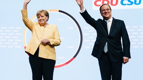 O sucessor de Angela Merkel na CDU e candidato a primeiro-ministro alemão, Armin Laschet, enfrenta dificuldades. Foto&nbsp;EPA/CLEMENS BILAN