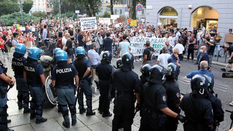 Foto&nbsp;EPA/PAOLO SALMOIRAGO