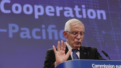 Foto: EPA/OLIVIER HOSLET