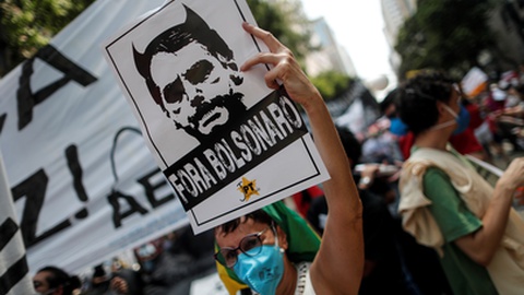 Fotos EPA/Antonio Lacerda