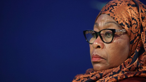 A Presidente tanzaniana, Samia Suluhu Hassan, já apresentou as condolências às famílias das vítimas na rede social Twitter.