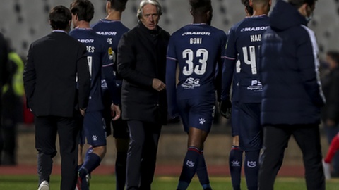 Todos os casos estarão relacionados com os testes ao plantel da Bsad.&nbsp; &nbsp;Foto&nbsp;Pedro Rocha/Global Imagens