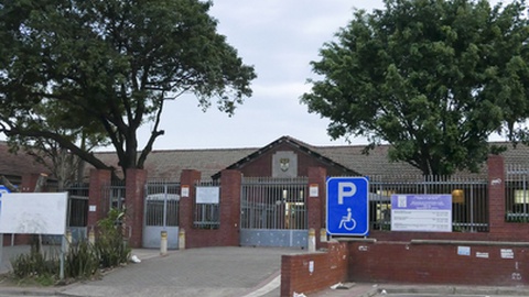 Verulam Magistrates Court, tribunal em Verulam, onde nesta segunda-feira o ex-banqueiro João Rendeiro vai estar perante um juiz pela primeira vez depois de ter sido detido no sábado, nos arredores de Durban, África do Sul. FOTO LUÍS MIGUEL FONSECA/LUSA