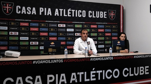 Treinador da equipa visitada, Filipe Martins, em conferência de antevisão do jogo com o Sporting no Estádio do Casa Pia, em Lisboa.&nbsp; Foto Álvaro Isidoro/Global Imagens
