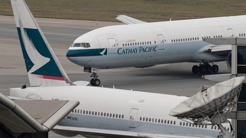 Companhia aérea Cathay Pacific Limited tem sede em Hong Kong