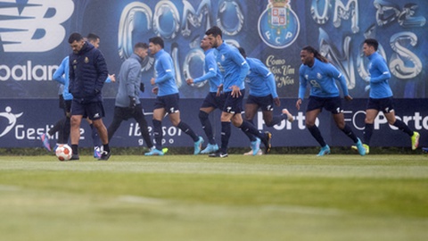 Foto EPA/JOSÉ COELHO