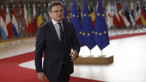 Foto: EPA/OLIVIER HOSLET