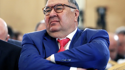 Alisher Usmanov é um oligarca próximo a Putin.