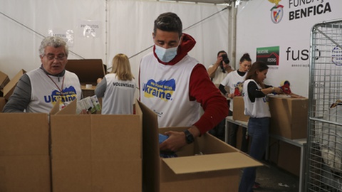André Almeida foi um dos jogadores presentes. Foto: JOÃO RELVAS/LUSA