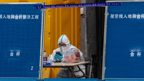 Foto&nbsp;EPA/ALEX PLAVEVSKI