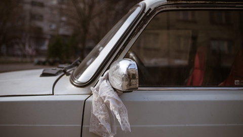 As evacuações têm sido feitas a espaços e em carros particulares.&nbsp; &nbsp;Foto&nbsp;André Luís Alves/Global Imagens