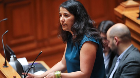 A líder parlamentar do PCP, Paula Santos.&nbsp; Foto&nbsp;MANUEL DE ALMEIDA/LUSA
