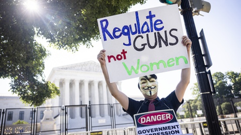 Foto&nbsp;EPA/JIM LO SCALZO