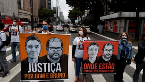 Foto EPA/Fernando Bizerra