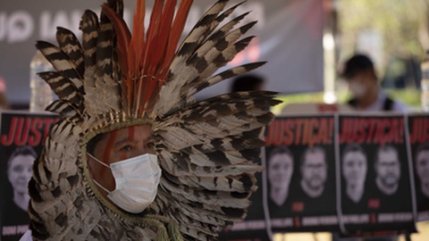 Morte ocorre um dia após o enterro do activista brasileiro dos direitos indígenas, Bruno Pereira.