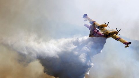 Foto EPA/Guillaume Horcajuelo