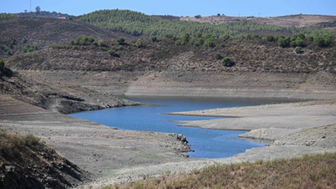 Barragem do Belhiche com pouca água devido às consequências da seca que afectou o baixo Guadiana, Castro Marim, a 11 de Agosto de 2022.