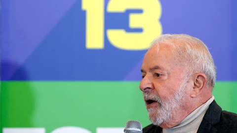 Foto EPA/FERNANDO BIZERRA