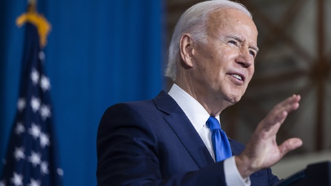 Foto EPA/JIM LO SCALZO/POOL