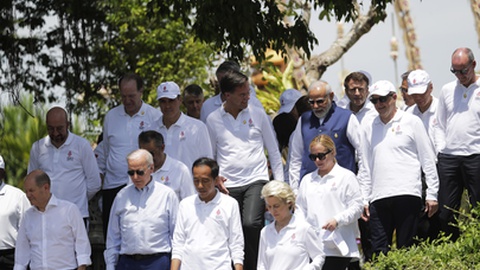 Foto&nbsp;EPA/MAST IRHAM/POOL