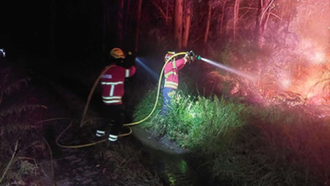 Foto do combate realizado há três noites no Montado das Rabaças.&nbsp; Foto DR/Facebook/CM Ponta do Sol