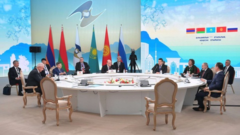 Foto&nbsp;EPA/ALEXANDER ASTAFYEV/ SPUTNIK/GOVERNMENT PRESS SERVICE