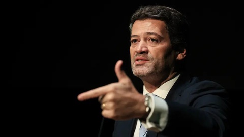 Ventura diz que governantes têm tido "vergonha" de afirmar Portugal —  DNOTICIAS.PT