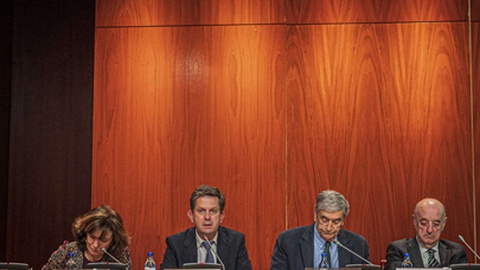 Ana Nunes Almeida, Pedro Strecht, Laborinho Lúcio e Daniel Sampaio durante a Conferência que apresenta o relatório final - Dar Voz ao Silêncio, apresentado pela Comissão Independente para o Estudo dos Abusos Sexuais contra as Crianças na Igreja Católica Portuguesa, a 13 de Fevereiro de 2023.