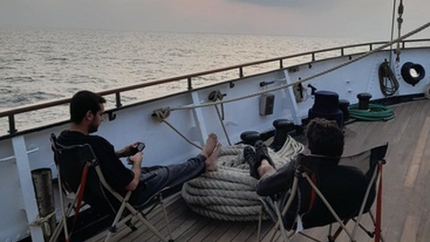 Além do trabalho, também há tempo para descanso.&nbsp; &nbsp;Foto DR/Santa Maria Manuela/Facebook&nbsp;