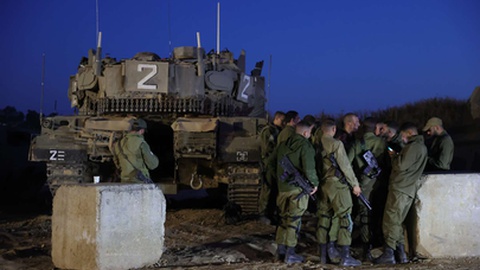 Para já, parece que as ramas calaram-se....&nbsp; Foto EPA/ABIR SULTAN