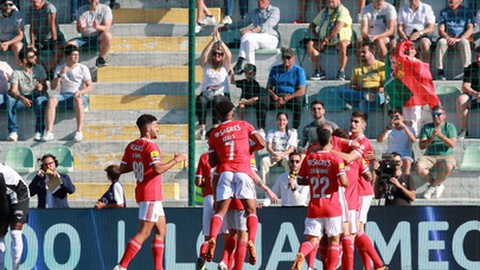 Benfica apura-se para a final da Liga portuguesa de basquetebol – Observador