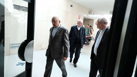 D. Manuel Barbosa, secretário da CEP; D. José Ornelas, presidente e D. Virgílio Antunes, vice-presidente e bispo de Coimbra. Foto Arquivo/Nuno Brites/Global Imagens
