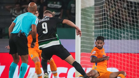 Foto&nbsp;James Alpha