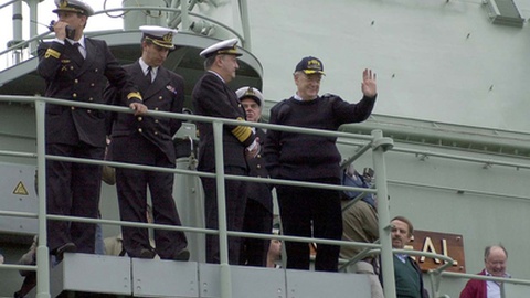 Jorge Sampaio, na partida para as Ilhas Selvagens, em Abril de 2003, na qualidade de Presidente da República.