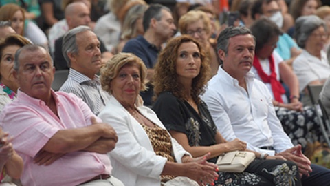 Pedro Calado no concerto da fadista Cuca Roseta no Jardim Municipal. FOTO HÉLDER SANTOS/ASPRESS