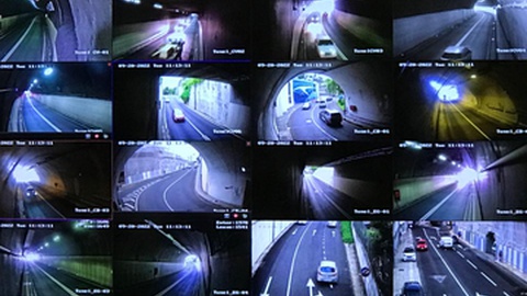 O painel de imagens em directo dos principais túneis e entradas da cidade do Funchal.