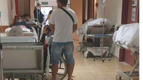 Entrada do Serviço de Urgências na manhã do dia 7 de Janeiro de 2025