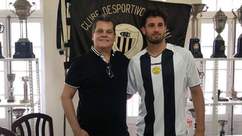 O reforço Riccardo Piscitelli (ex-Dinamo de Bucareste) já está na Madeira e já realizou os exames médicos e físicos. Foto CD Nacional