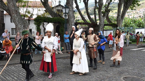 O cortejo e o espectáculo piromusical são os momentos altos deste primeiro dia.&nbsp;